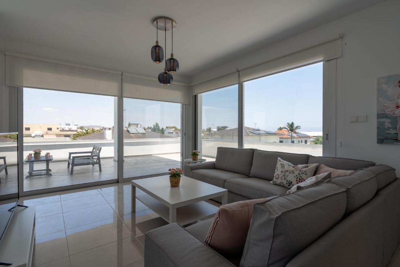 Harmonia 2-Br Apt In Livadia Larnaca Exterior photo