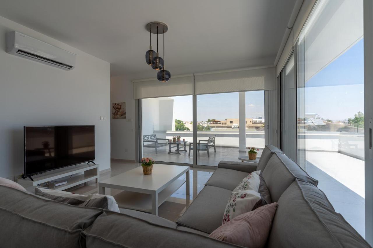 Harmonia 2-Br Apt In Livadia Larnaca Exterior photo
